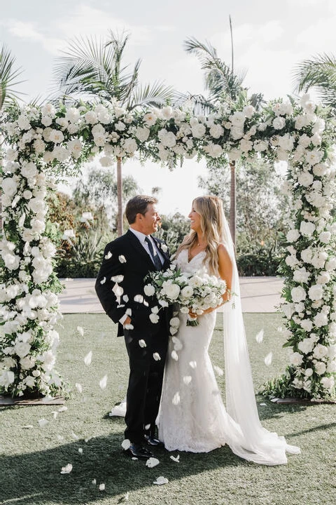 An Outdoor Wedding for Denise and Pat