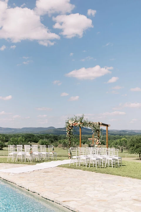 A Country Wedding for Fontaine and Ryan