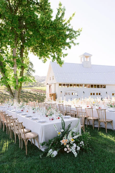 A Country Wedding for Hayley and Shea