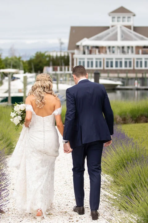 A Waterfront Wedding for Jennifer and Scott