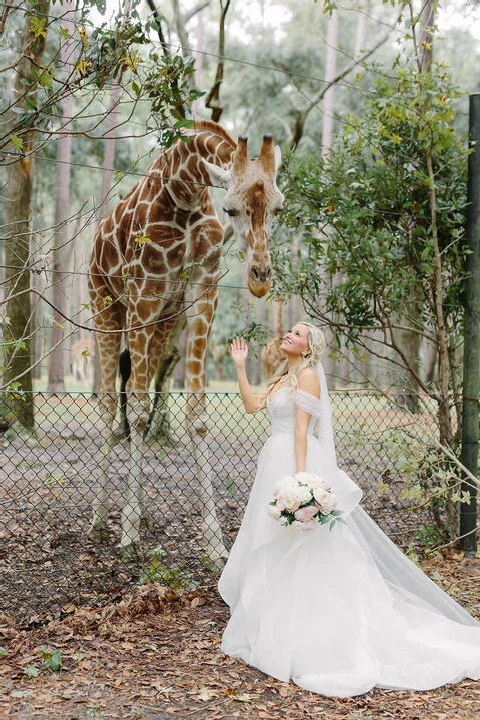 A Rustic Wedding for Kailyn and John