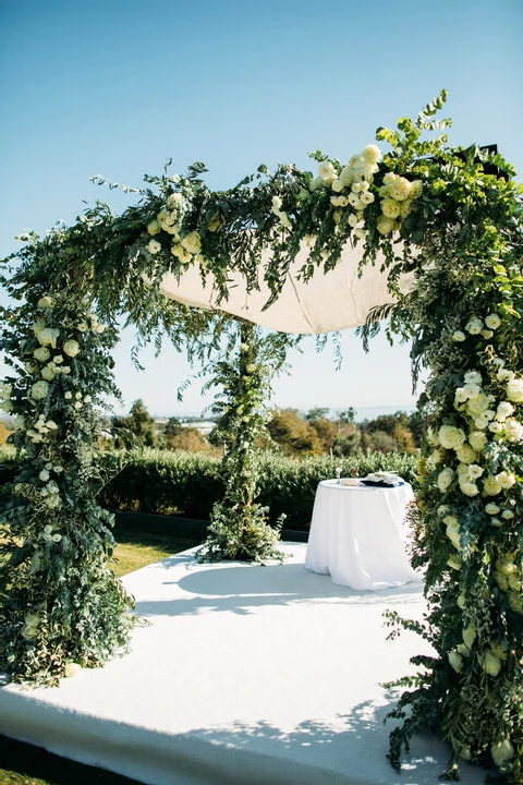 An Outdoor Wedding for Liz and Jonathan