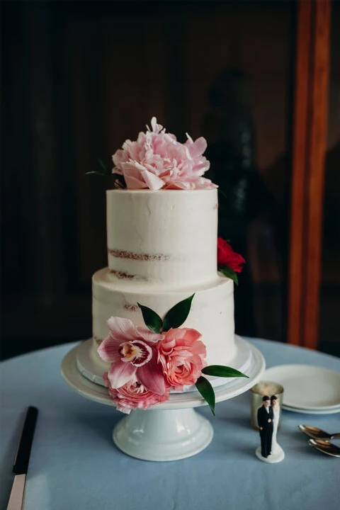 An Outdoor Wedding for Madeleine and Peter