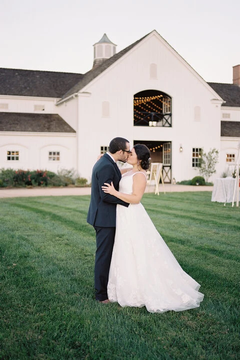 A Classic Wedding for Meredith and Jake