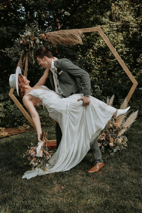 MusiChris DJ and Lighting Service