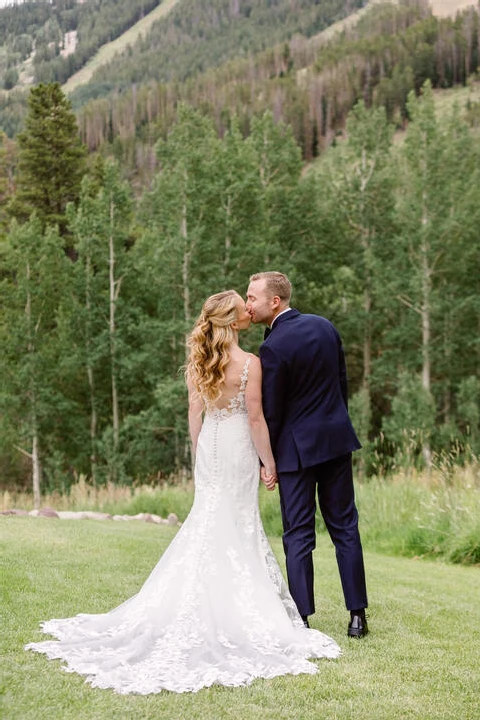 An Outdoor Wedding for Rachel and Matt