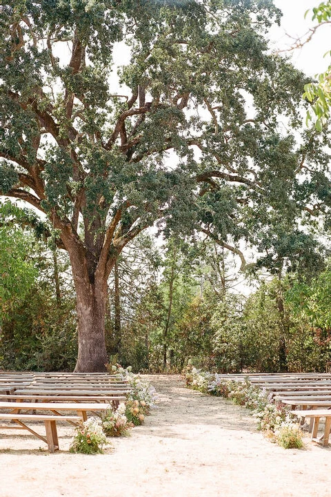 A Rustic Wedding for Savannah and Chris