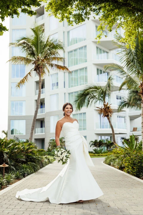 A Beach Wedding for Smita and Andrew