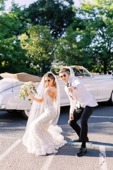 A Classic Wedding for Stephanie and John