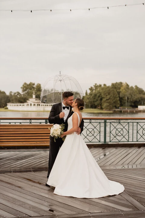 An Indoor Wedding for Taylor and Matthew 