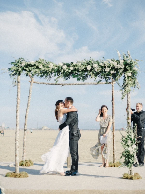 A Beach Wedding for Laura and Dan