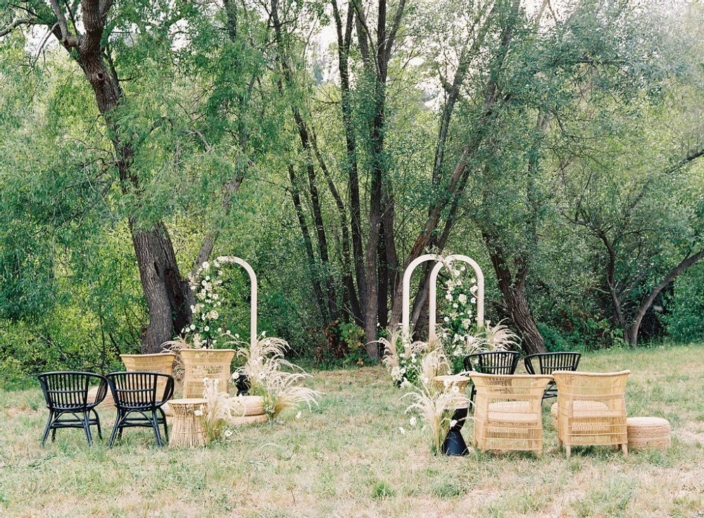 A Rustic Wedding for Matt and Ryan