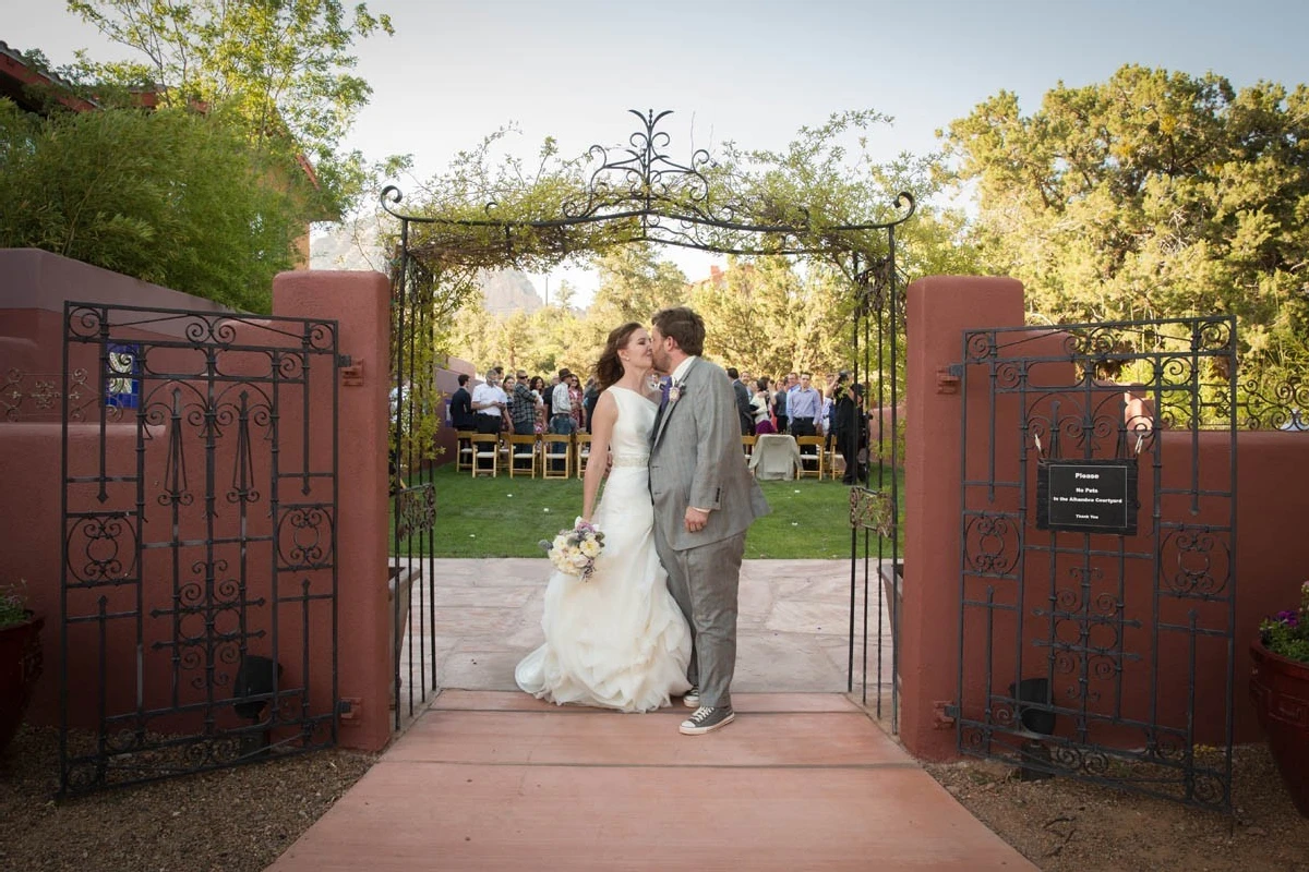 A Wedding for Elizabeth and Michael