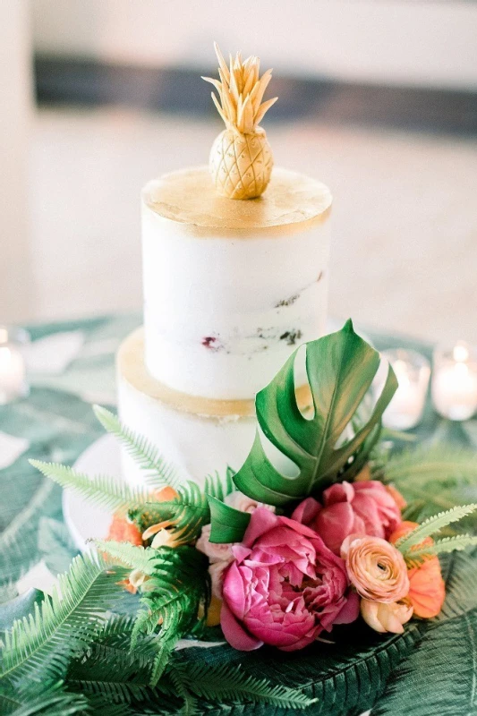 A Beach Wedding for Taylor and Andrew