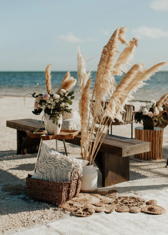 A Beach Wedding for Vilma and Francisco