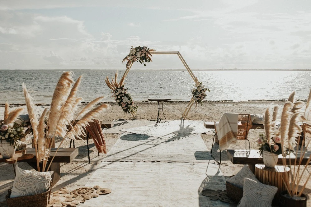 A Beach Wedding for Vilma and Francisco