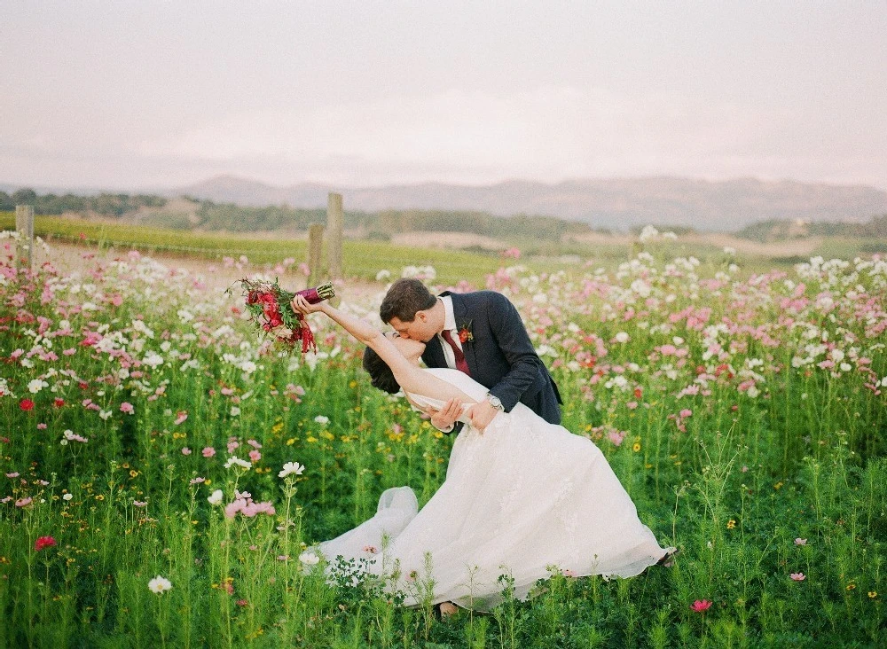 A Classic Wedding for Joyce and Taylor