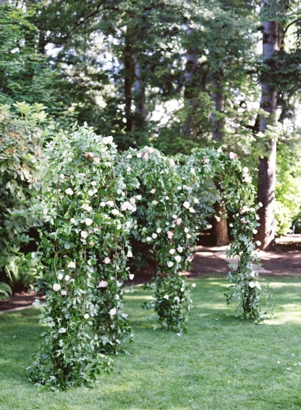 A Garden Wedding for Chao and John