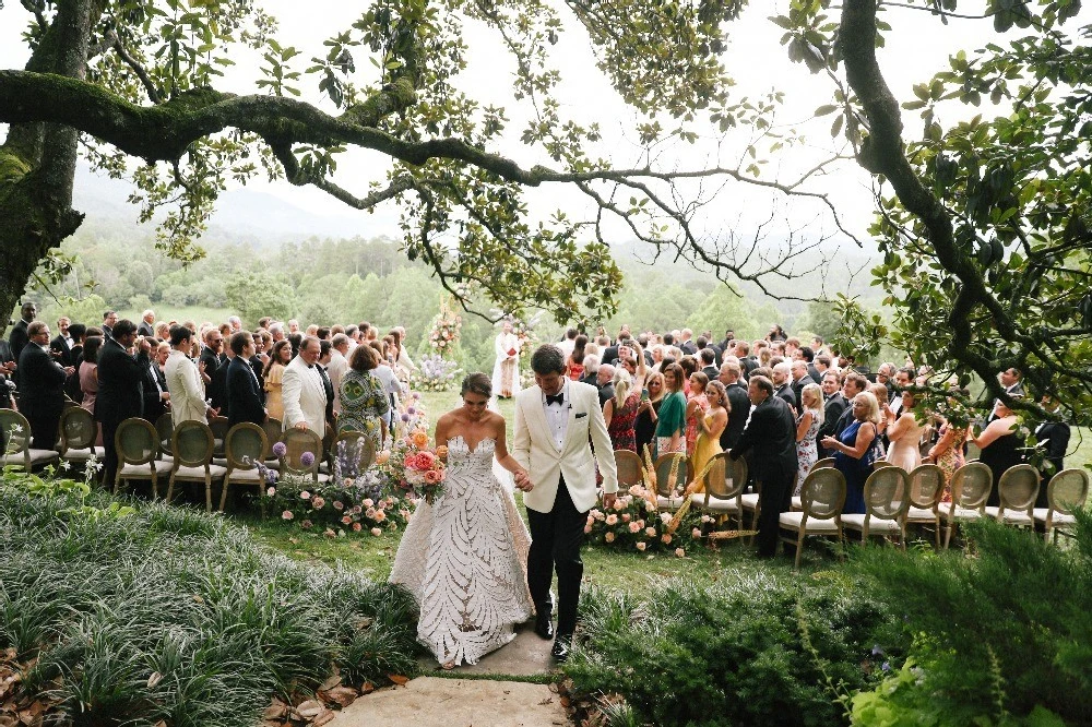 A Garden Wedding for Mary Katherine and Robert