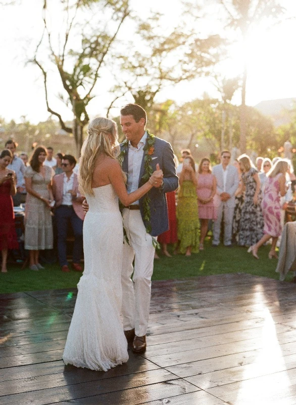 A Beach Wedding for Lindsay and Michael