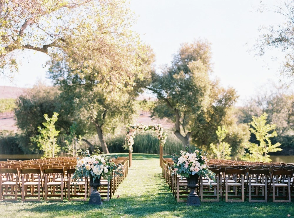 A Classic Wedding for Jackie and Jared