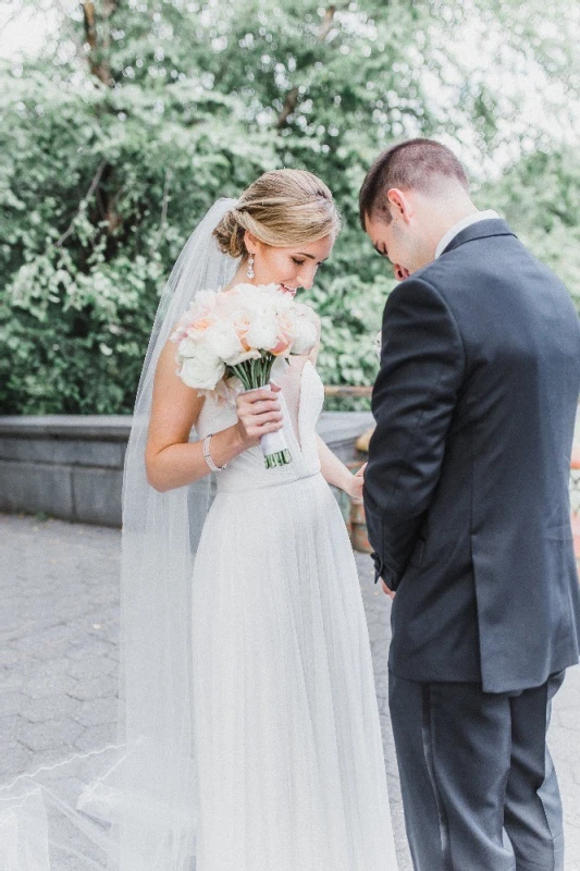 A Classic Wedding for Isobel and Geoffrey