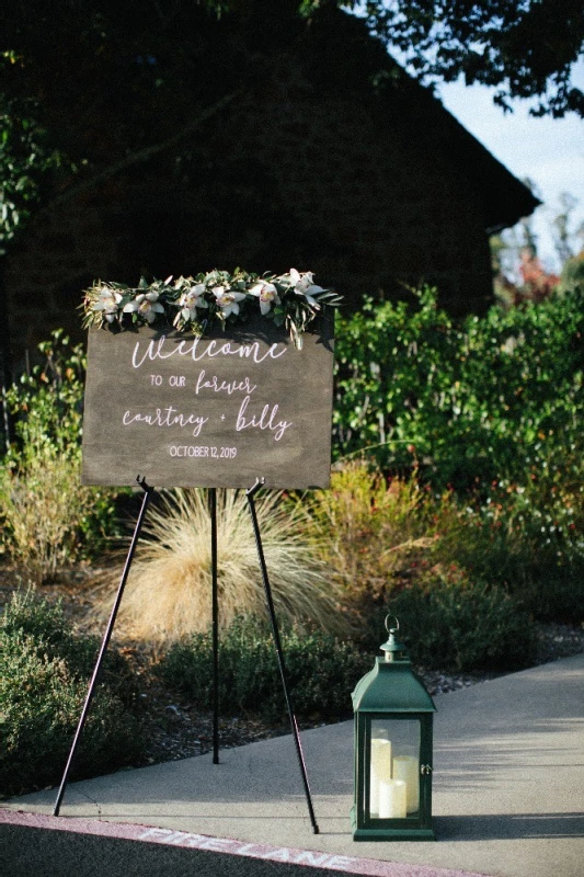 A Vintage Wedding for Courtney and Billy