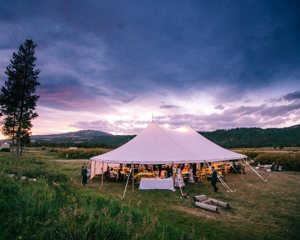 A Mountain Wedding for Jennie and David