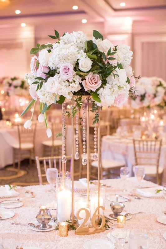 A Glam Wedding for Dina and Zach