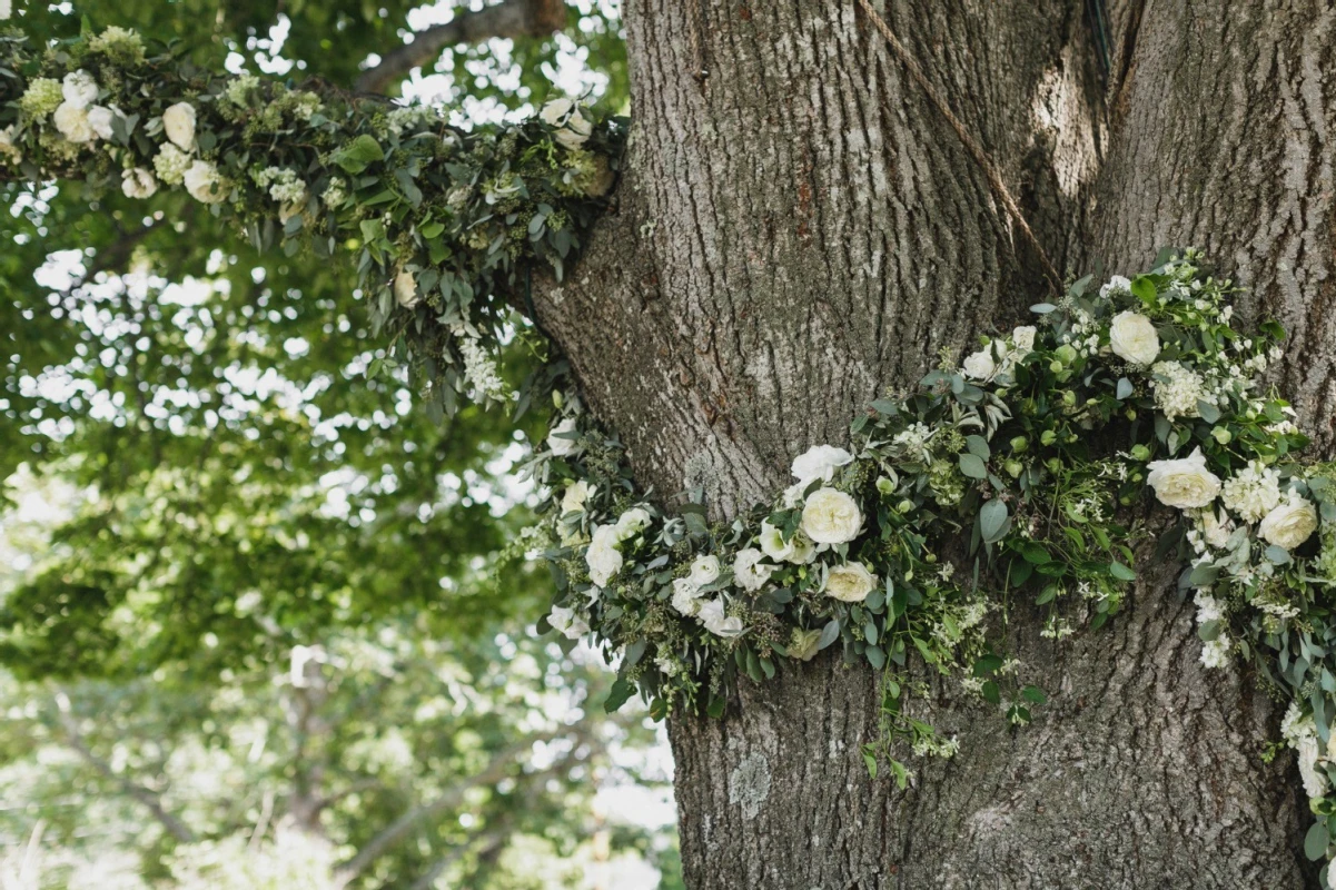 An Outdoor Wedding for Tida and Taylor