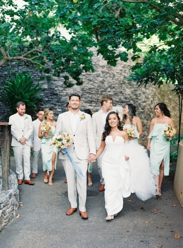 A Beach Wedding for Anh and Josh