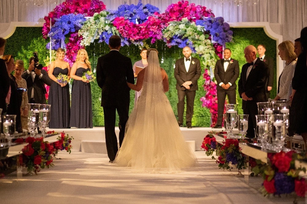 A Glam Wedding for Liz and Travis