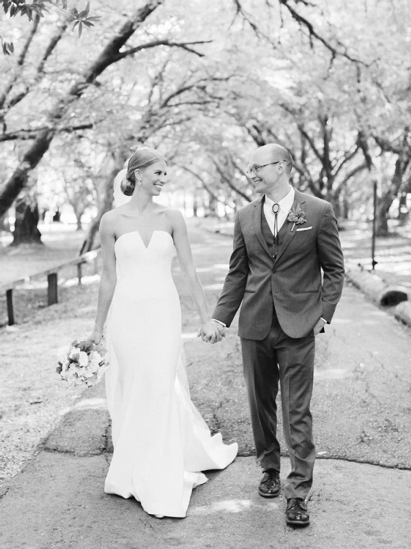 An Outdoor Wedding for Hilary and Joe