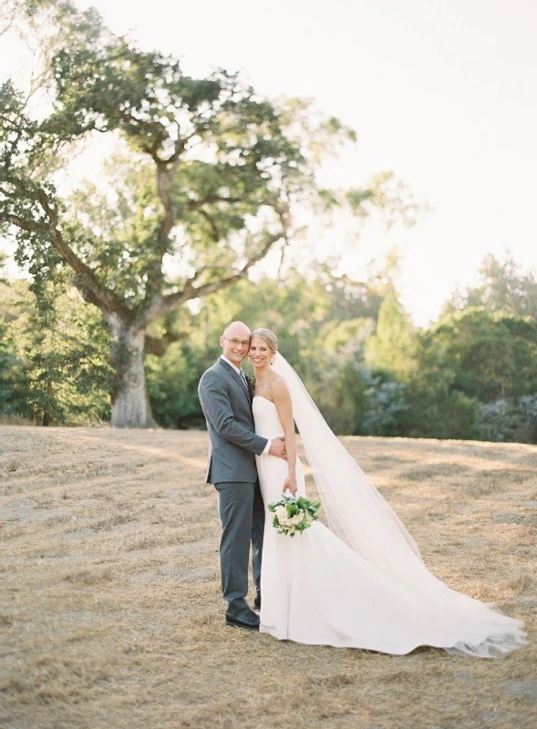 An Outdoor Wedding for Hilary and Joe