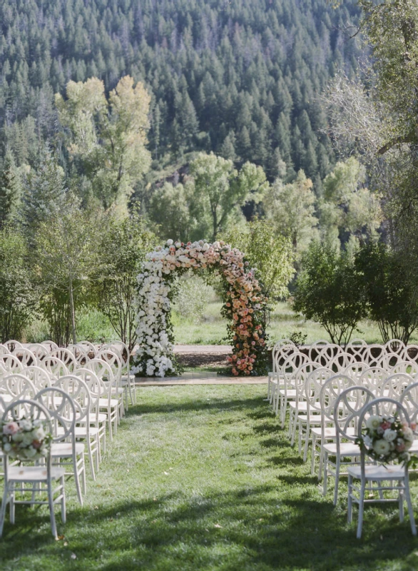 An Outdoor Wedding for Elizabeth and Cushman