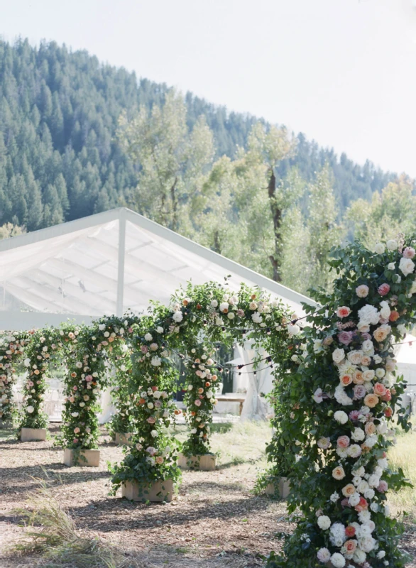 An Outdoor Wedding for Elizabeth and Cushman