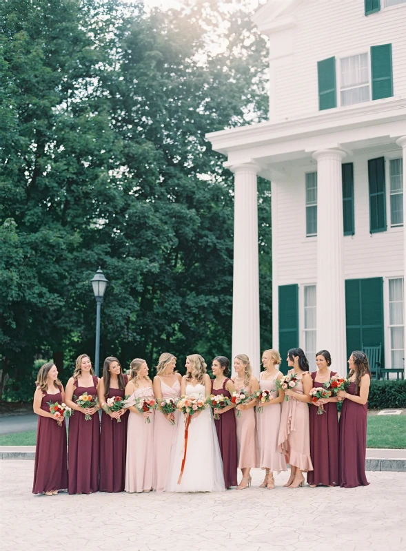 An Outdoor Wedding for Elizabeth and Timothy