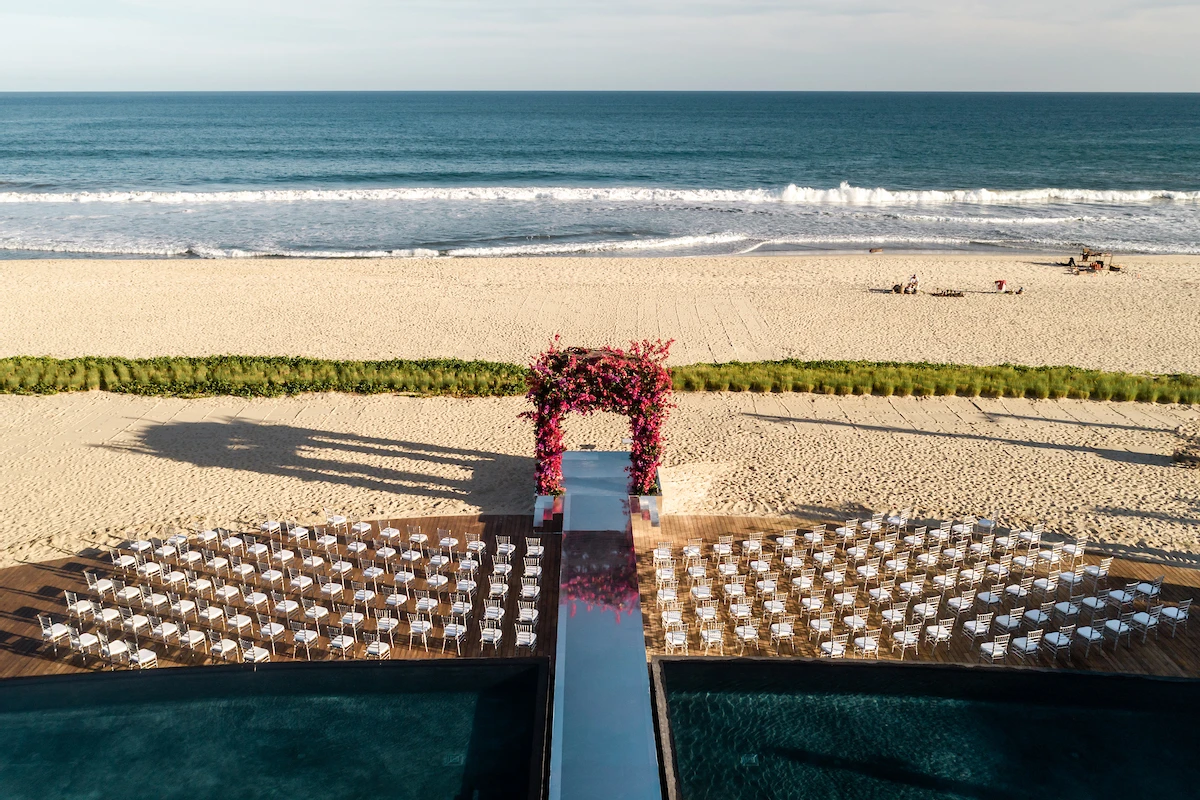 A Beach Wedding for Ellen and Jacob