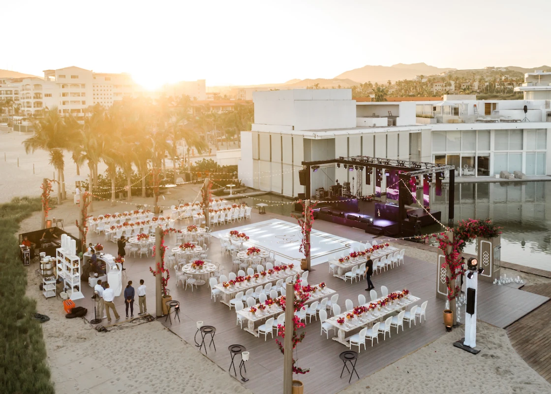 A Beach Wedding for Ellen and Jacob