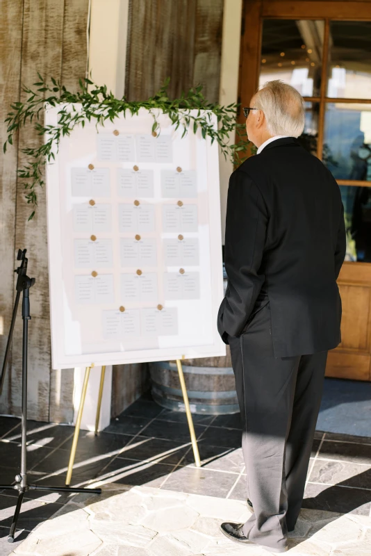 An Outdoor Wedding for Ellie and Stephen