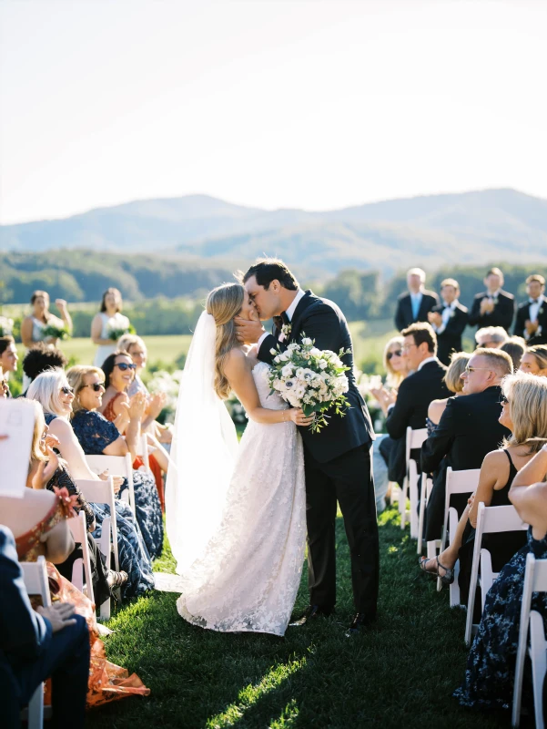 An Outdoor Wedding for Ellie and Stephen