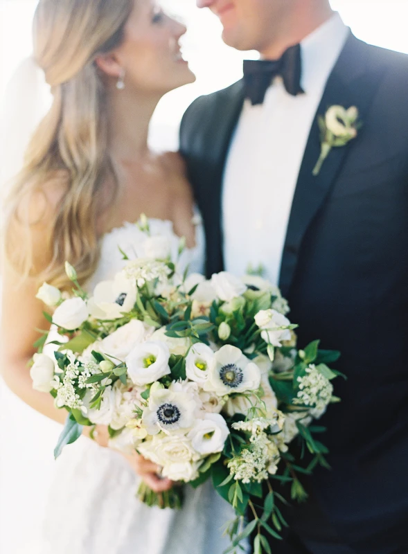 An Outdoor Wedding for Ellie and Stephen