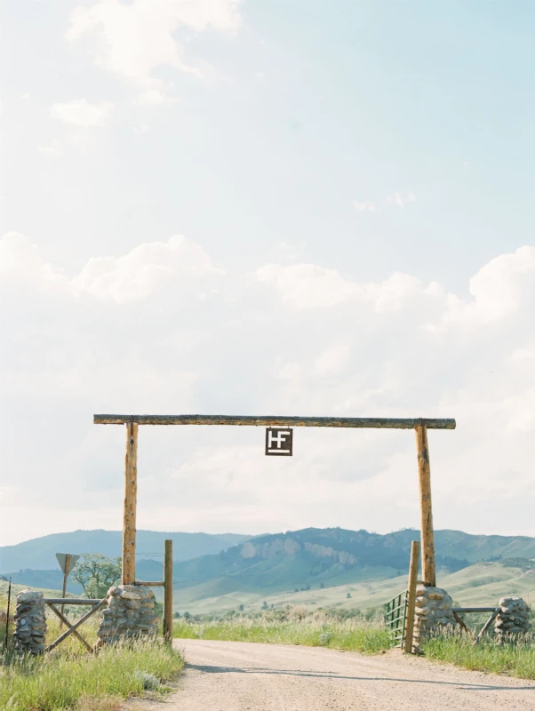 A Rustic Wedding for Emily and Peter