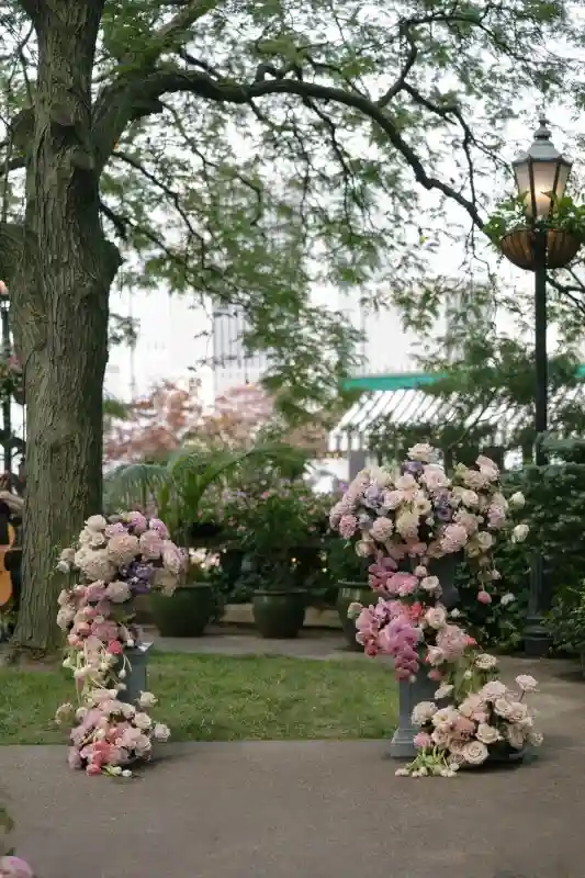 An Edgy Wedding for Emily and Simon