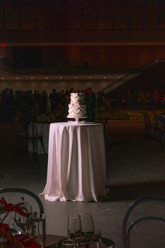 A Museum Wedding for Emily and Tom