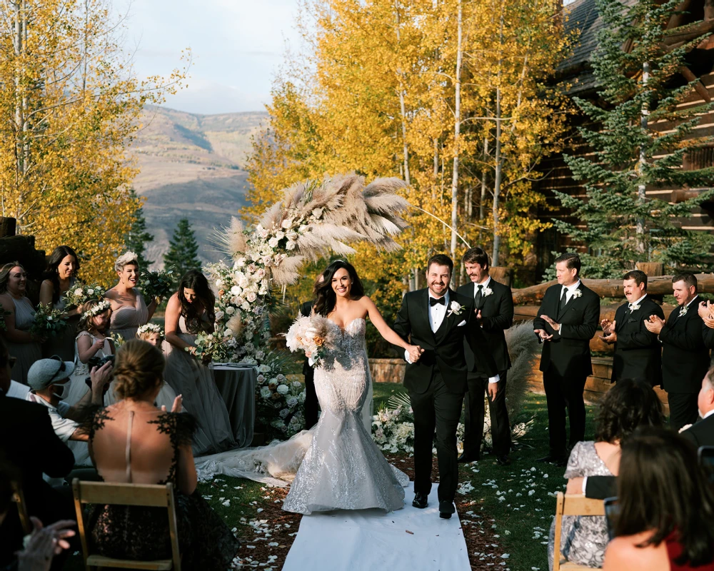 A Mountain Wedding for Erica and Dustin