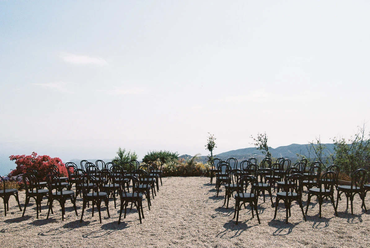 An Outdoor Wedding for Erin and Benjamin