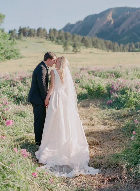 A Wedding for Annie and Thomas