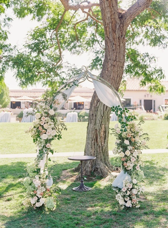 An Outdoor Wedding for Rachel and Corey