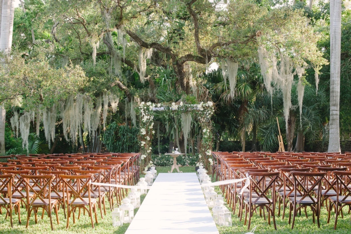 A Classic Wedding for Ashley and Franco